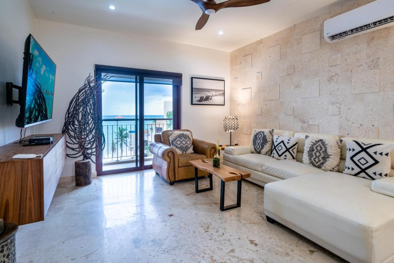 Condo Surf 405 - Luxury Oceanview Beachfront 3 Bedroom With Gym - At El Faro Condos Плайя-дель-Кармен Екстер'єр фото